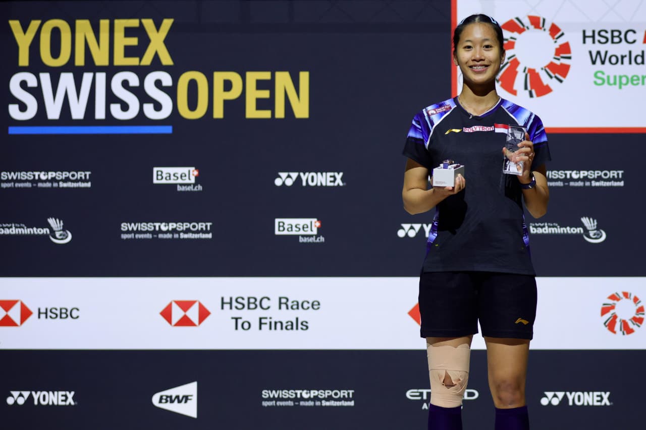 Putri Kusuma Wardani kalah dari dari Supanida Katethong, unggulan ketujuh asal Thailand, dua game langsung 11-21, 15-21 di final Swiss Open 2026.